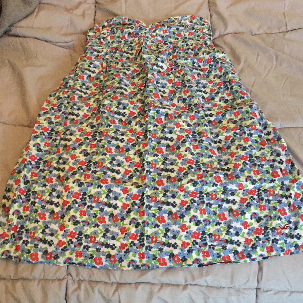 Strapless dress
